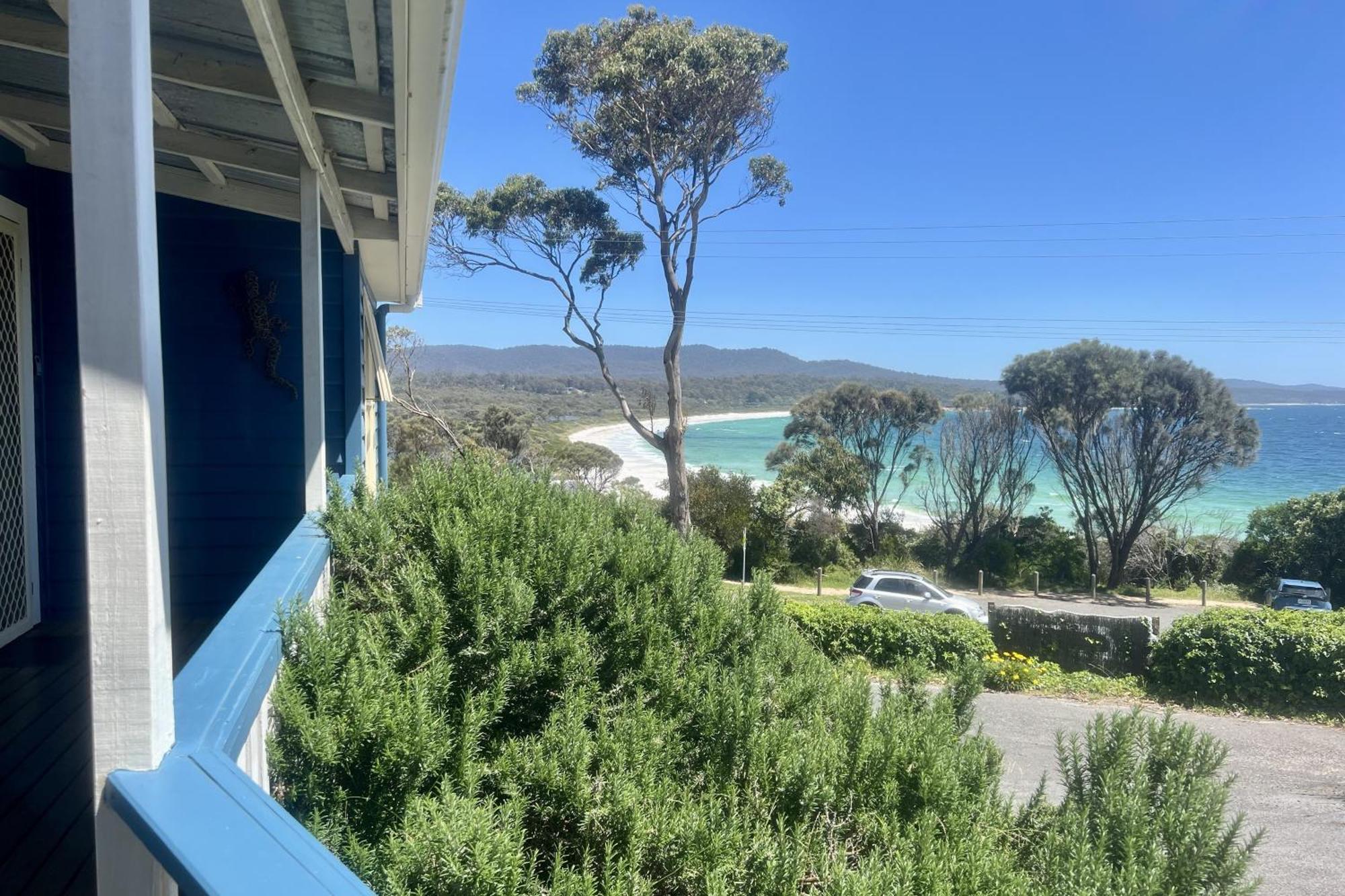 Binalong Beach Cottage Beachfront At Bay Of Fires Next To Restaurant Binalong Bay エクステリア 写真