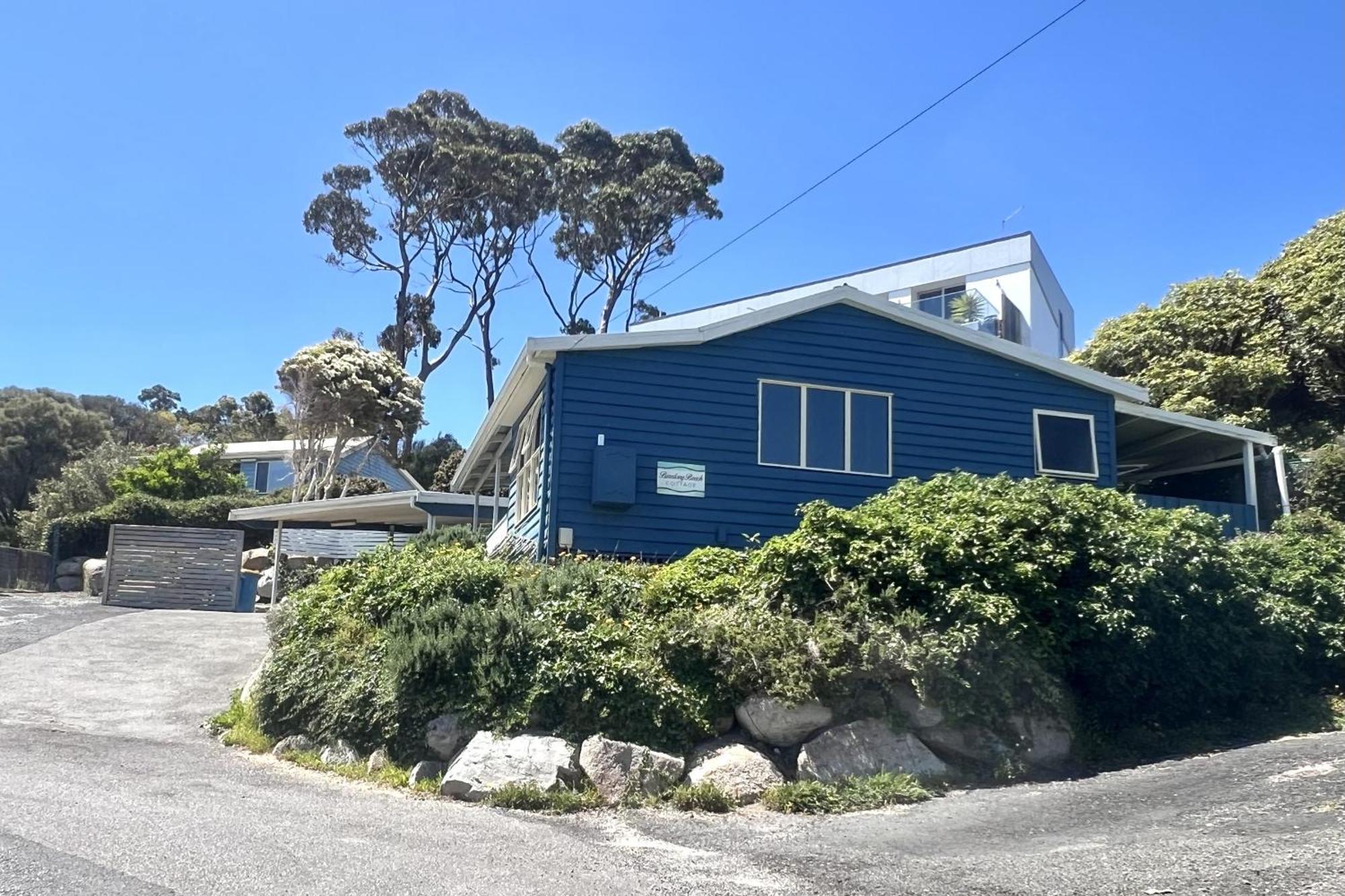 Binalong Beach Cottage Beachfront At Bay Of Fires Next To Restaurant Binalong Bay エクステリア 写真